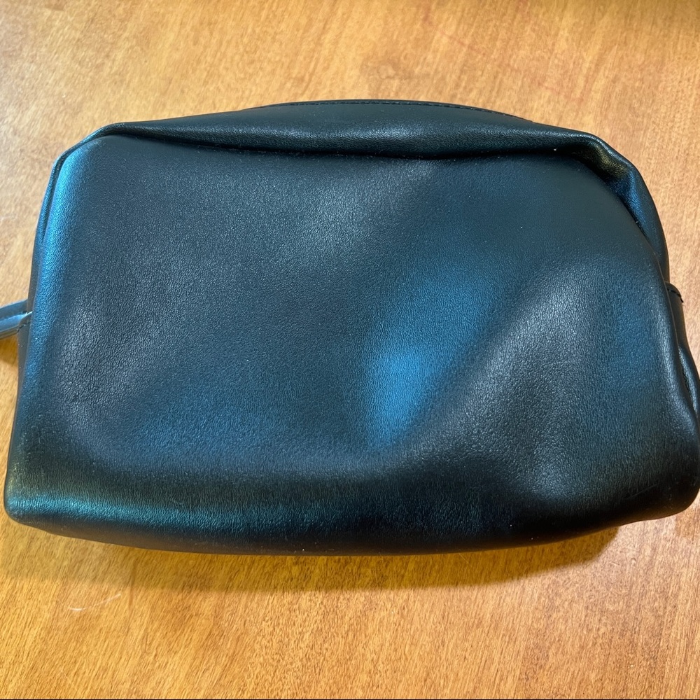 HOSTPICK ♥️ Air Canada x Want Les Essentiels Zipped Travel Pouch *LOWEST PRICE* - Picture 5 of 8